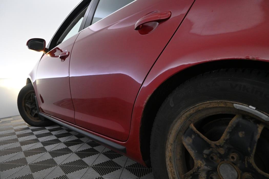 VOLKSWAGEN Golf 2010