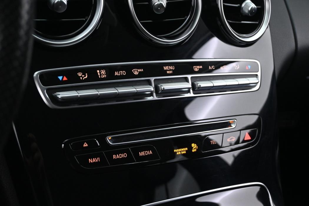 MERCEDES-BENZ C 2015