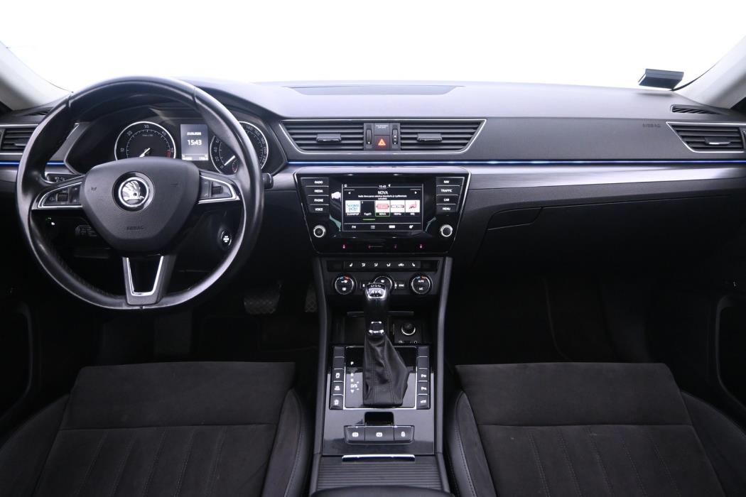 SKODA Superb 2016