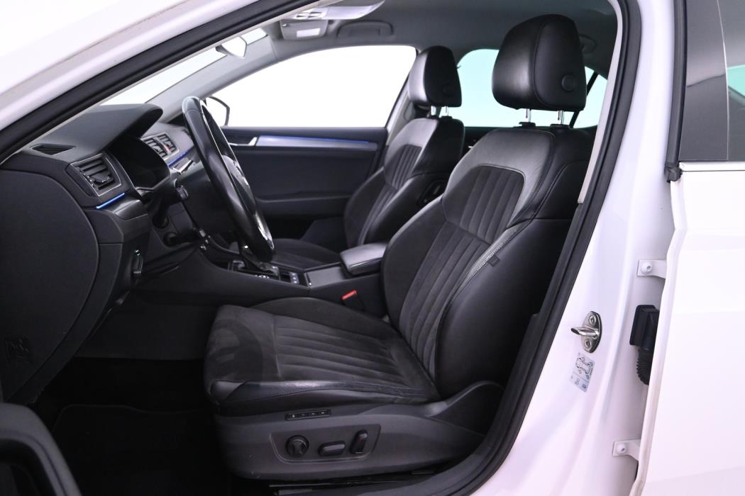 SKODA Superb 2016