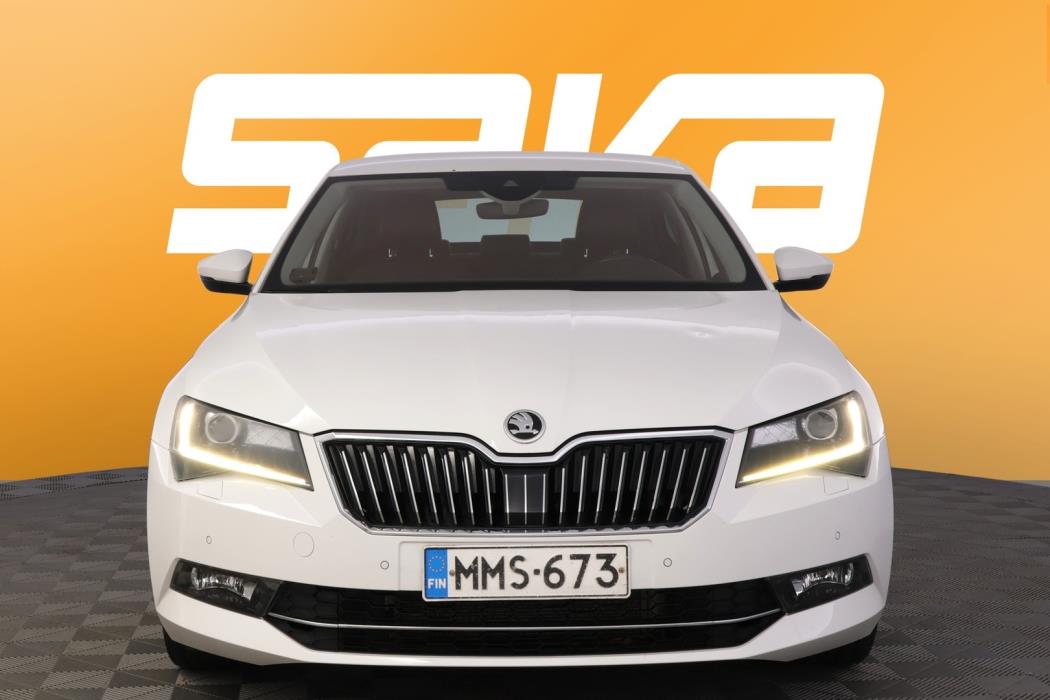 SKODA Superb 2016