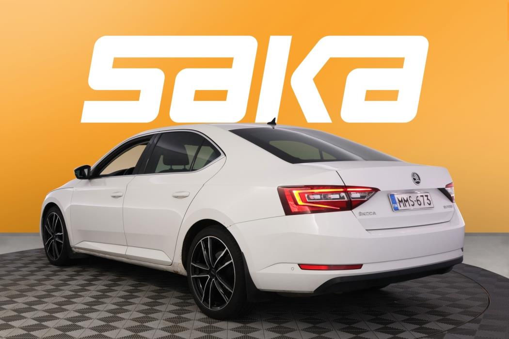 SKODA Superb 2016