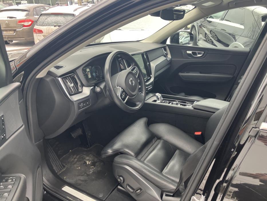 VOLVO XC60 2019