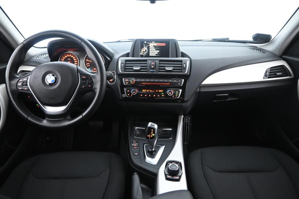 BMW 118 2016