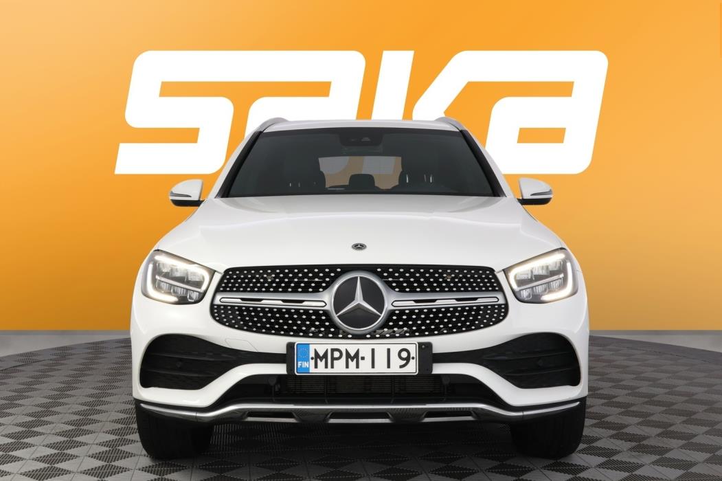 MERCEDES-BENZ GLC 2022