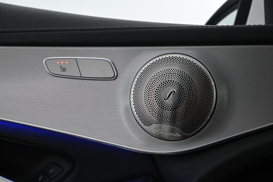 MERCEDES-BENZ GLC 2022