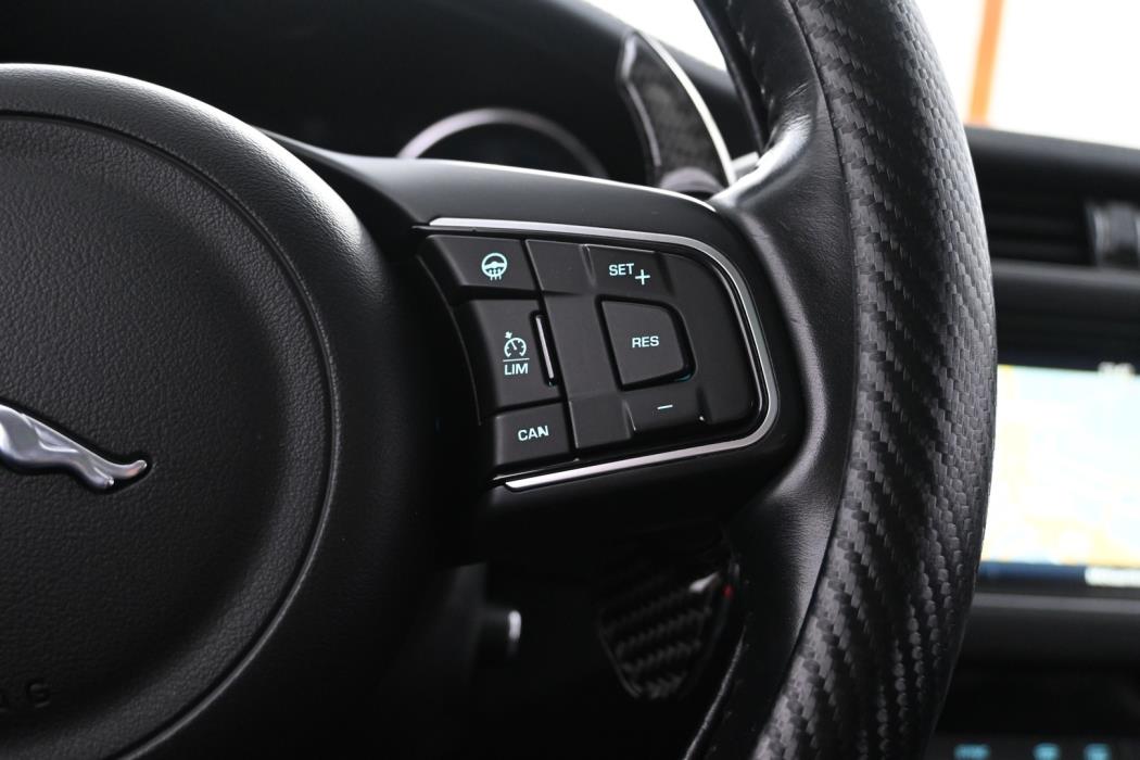 MERCEDES-BENZ GLC 2022