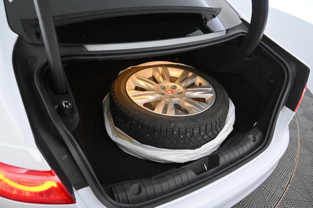 MERCEDES-BENZ GLC 2022