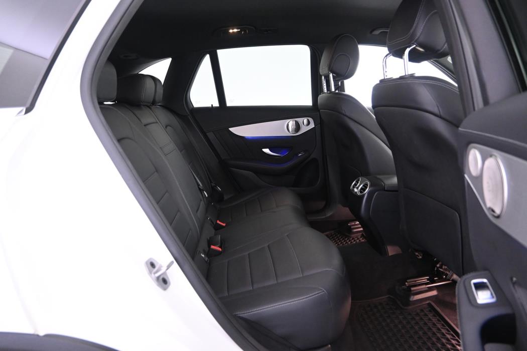 MERCEDES-BENZ GLC 2022