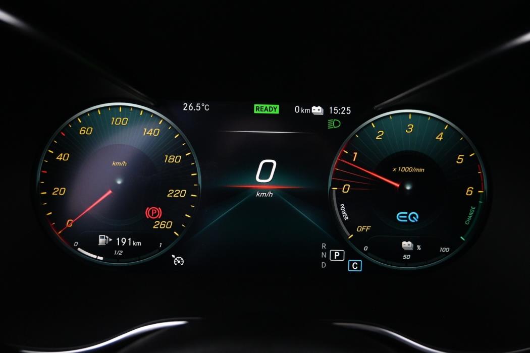 MERCEDES-BENZ GLC 2022