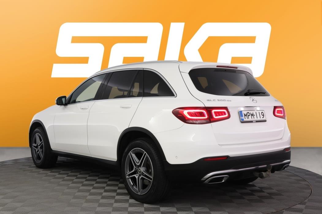 MERCEDES-BENZ GLC 2022