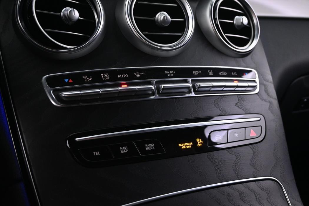 MERCEDES-BENZ GLC 2022