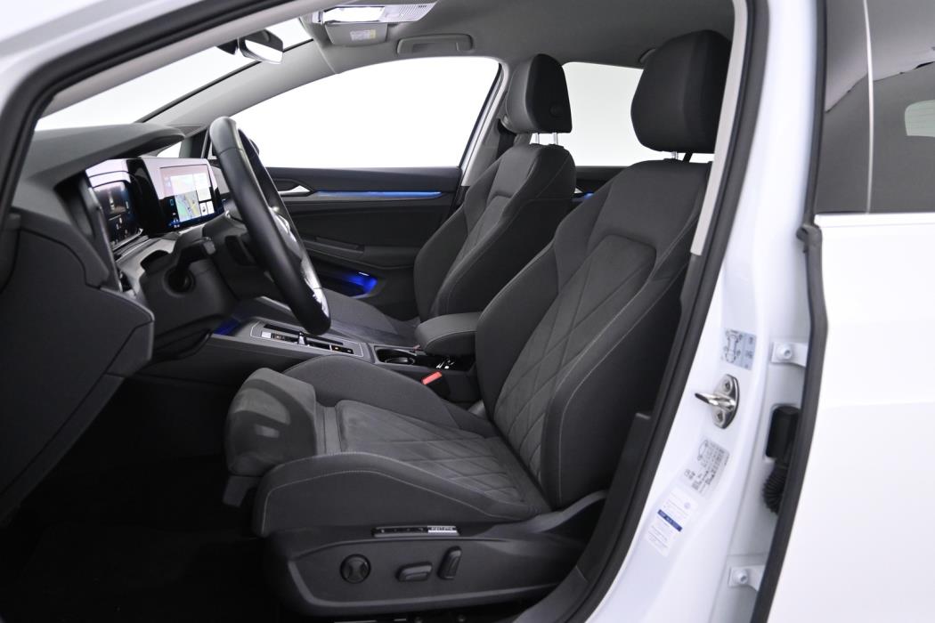 VOLKSWAGEN Golf 2021