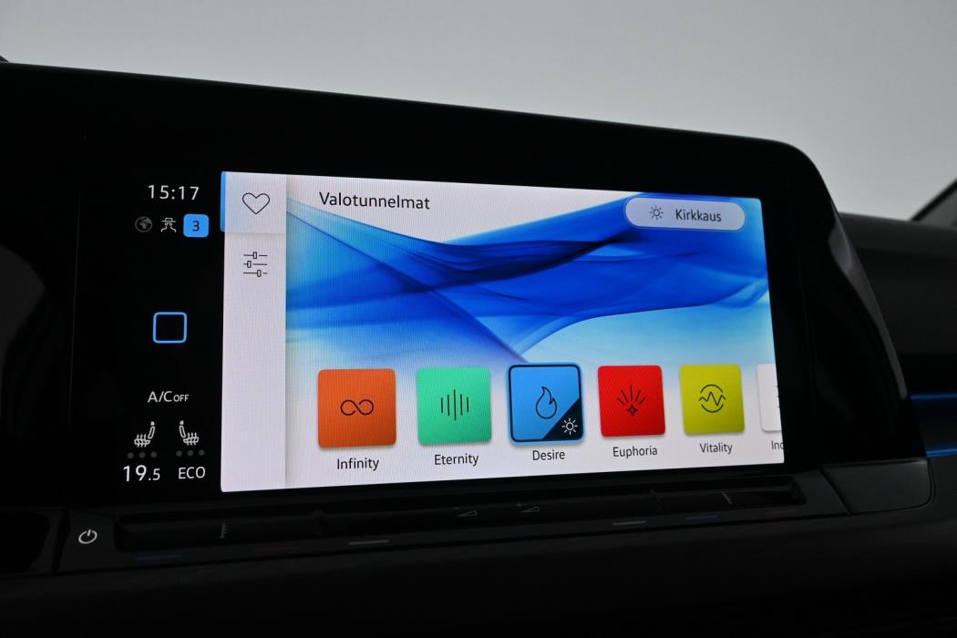 VOLKSWAGEN Golf 2021