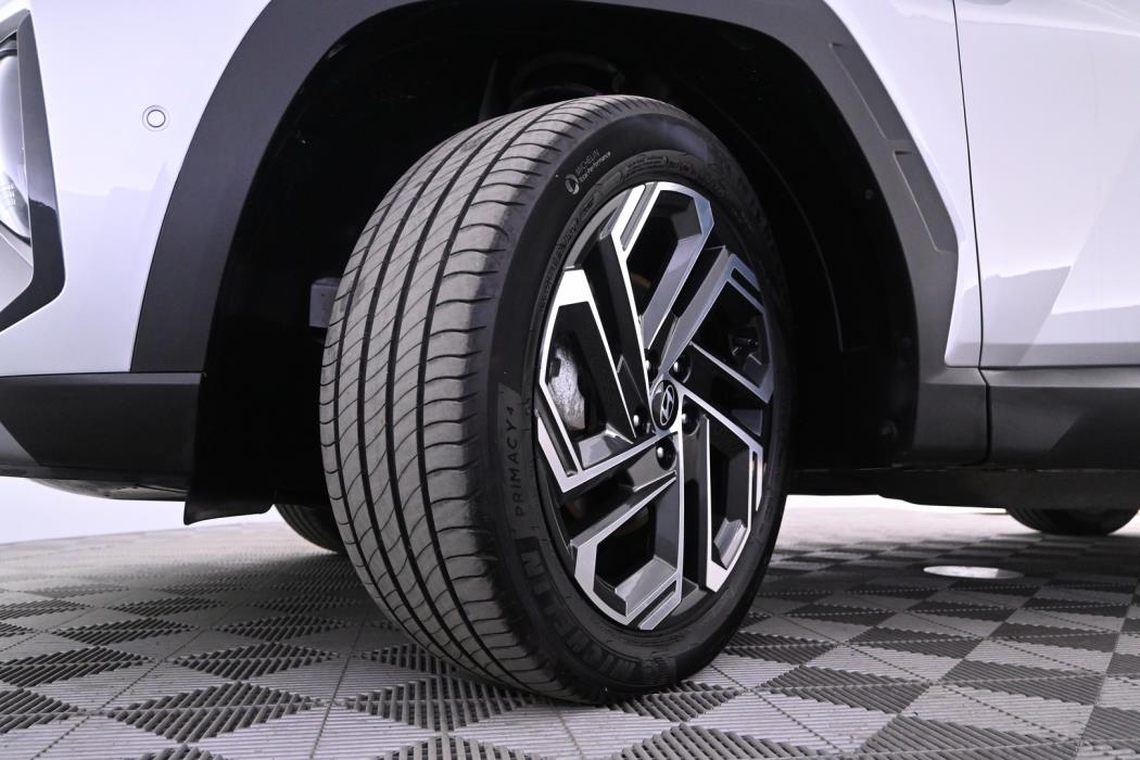 HYUNDAI Tucson 2025