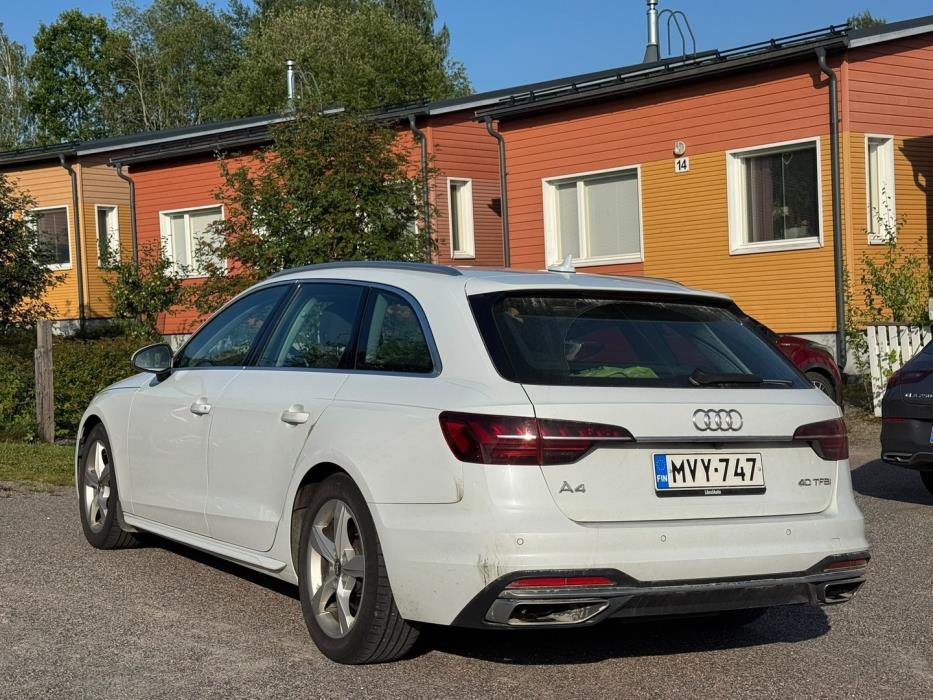 AUDI A4 2020
