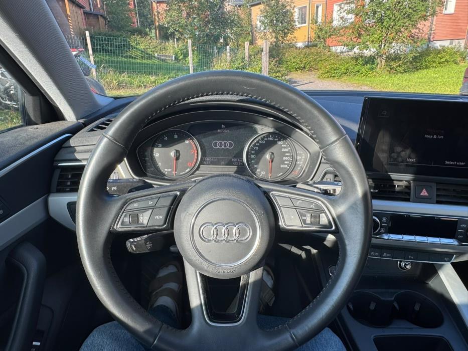 AUDI A4 2020