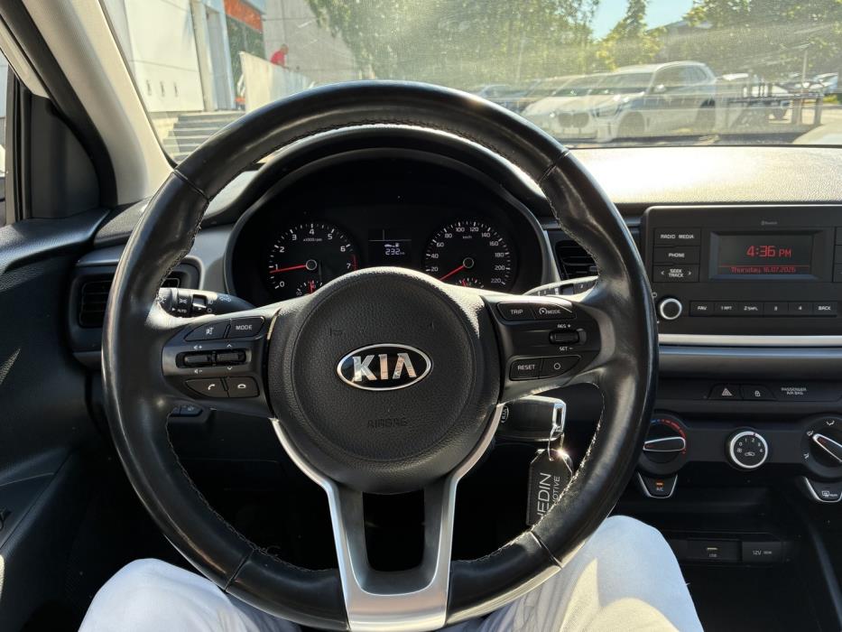 KIA Rio 2021