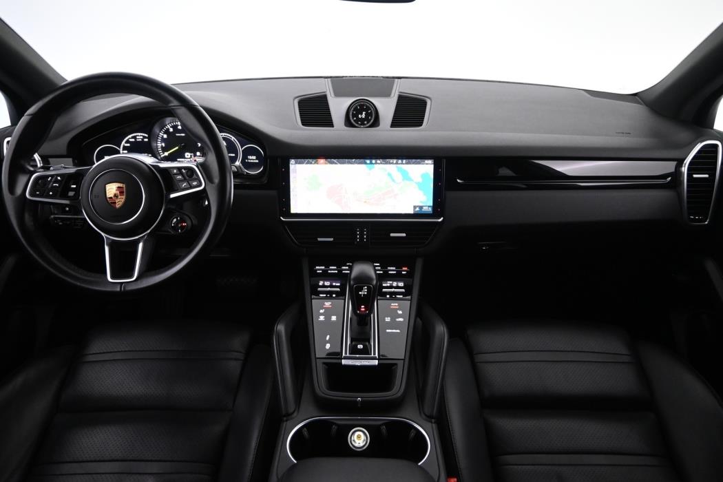 PORSCHE Cayenne 2020