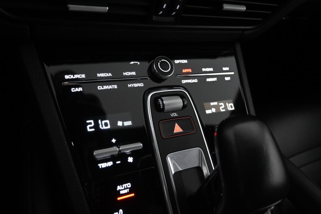 PORSCHE Cayenne 2020