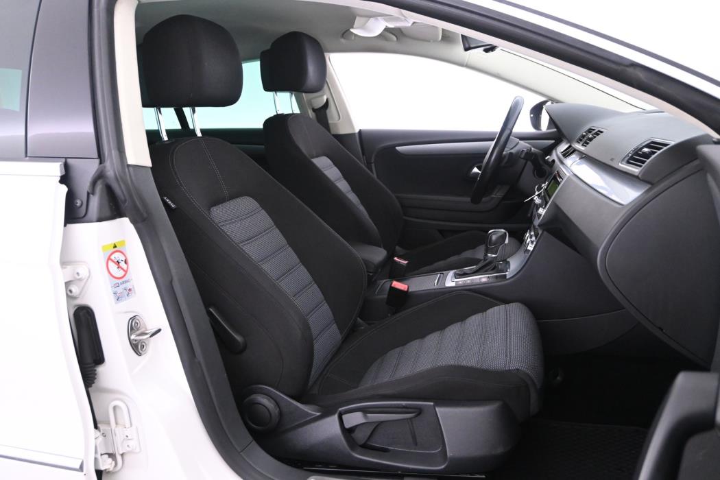 VOLKSWAGEN CC 2012