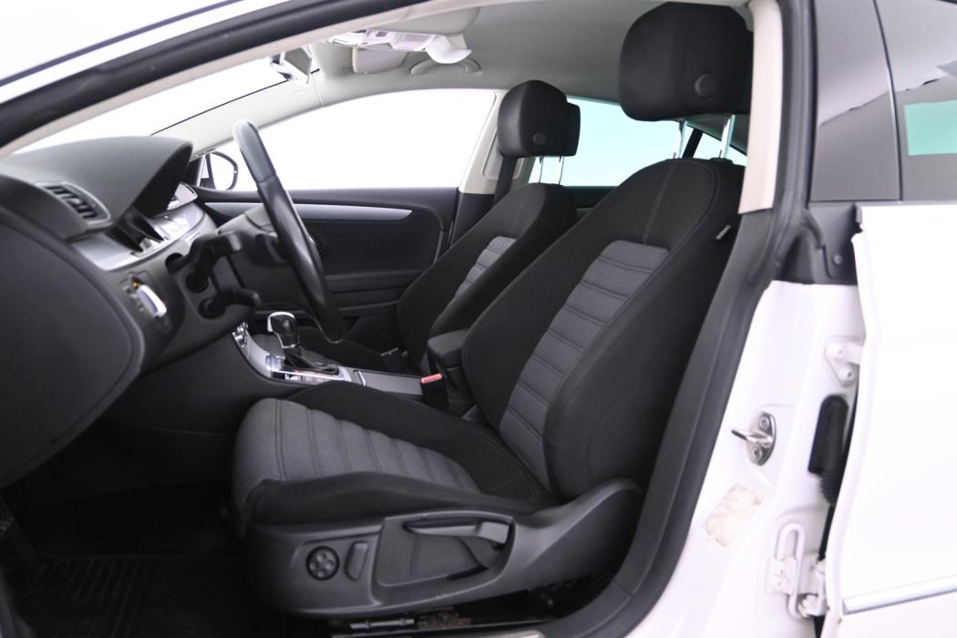 VOLKSWAGEN CC 2012