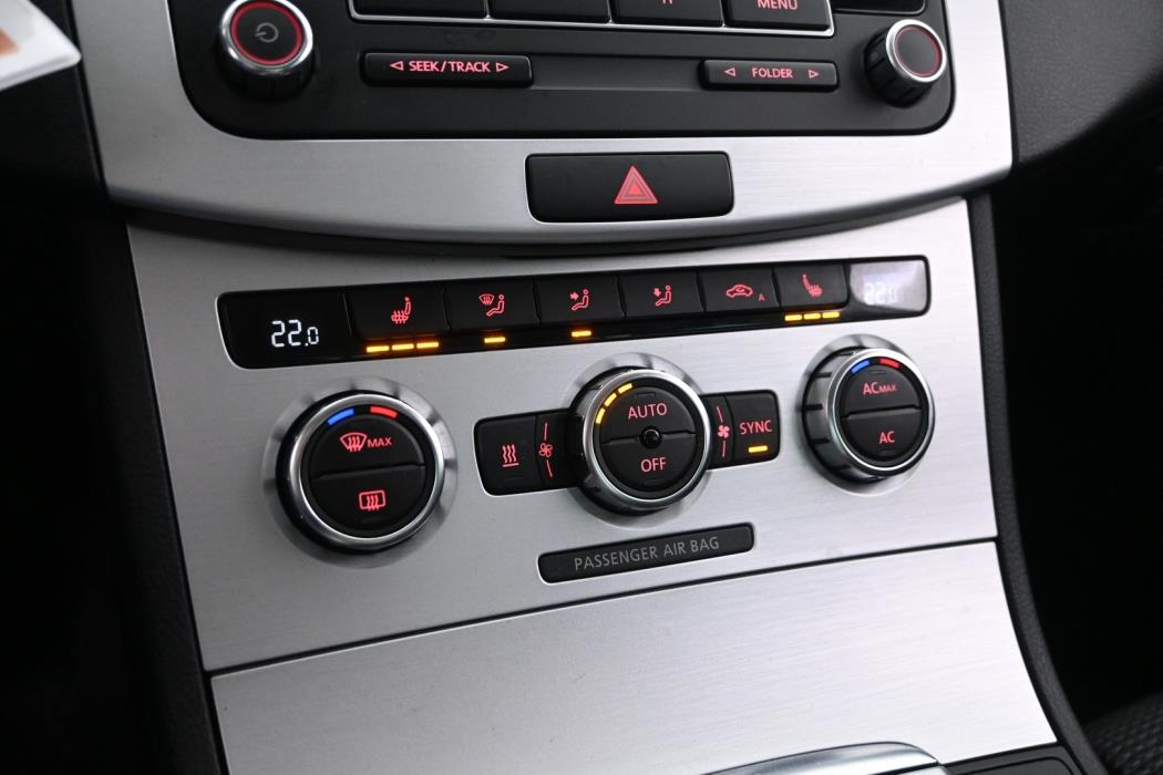 VOLKSWAGEN CC 2012