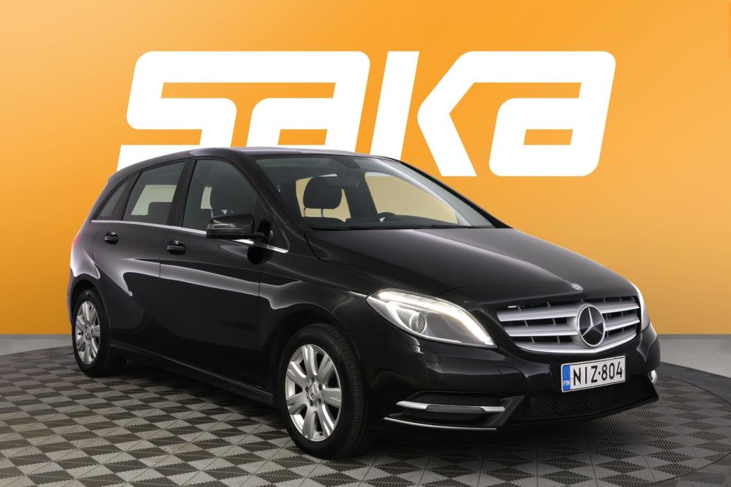 MERCEDES-BENZ B 2012