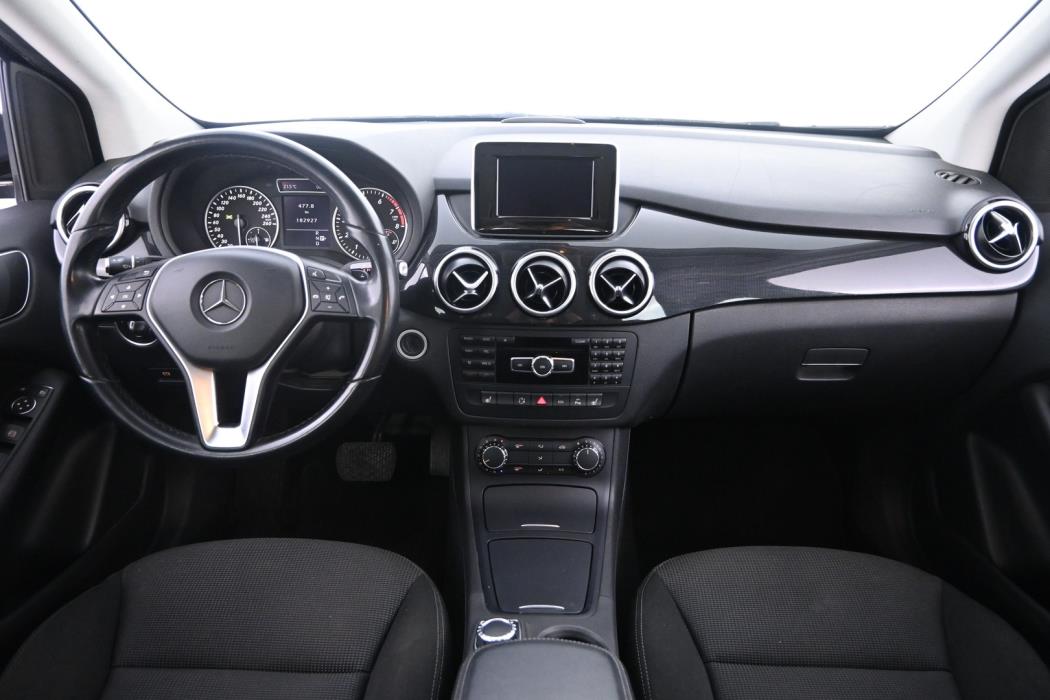 MERCEDES-BENZ B 2012