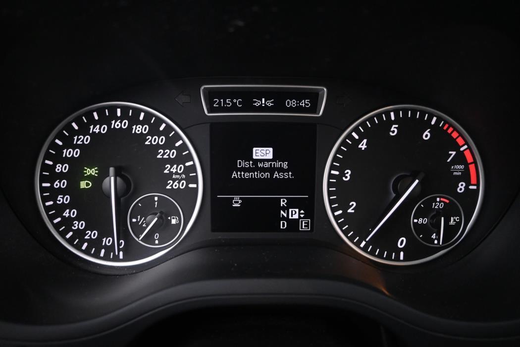 MERCEDES-BENZ B 2012