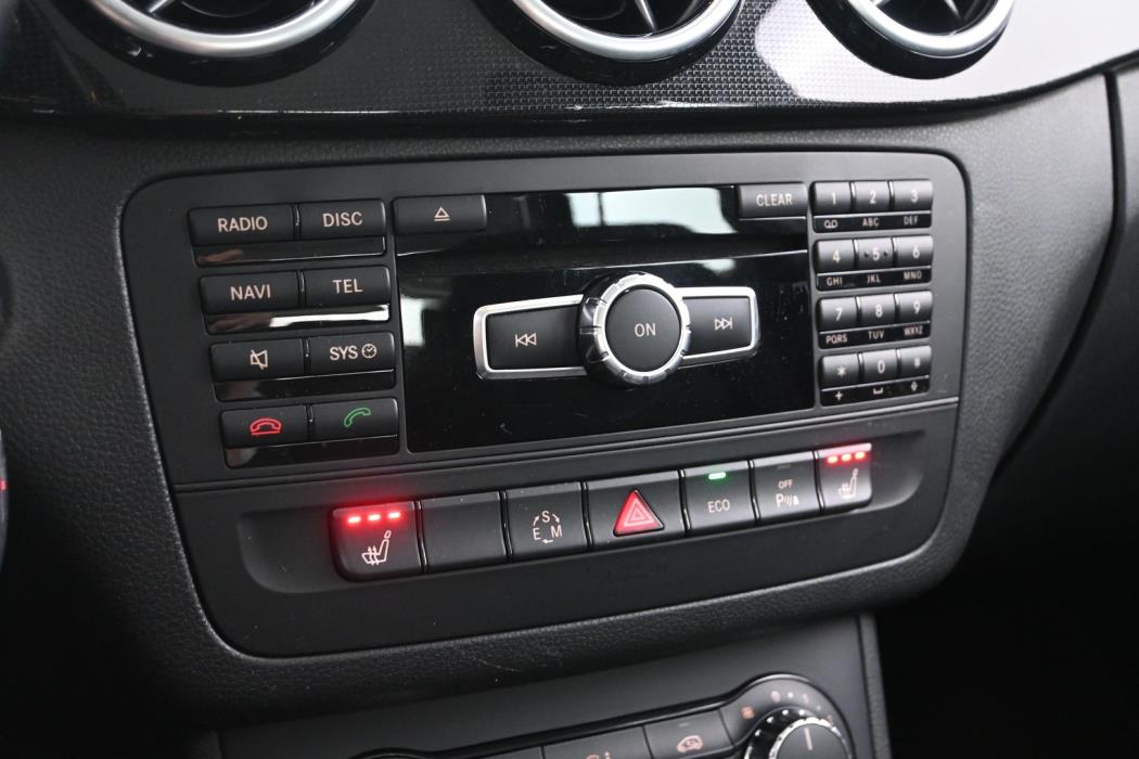 MERCEDES-BENZ B 2012