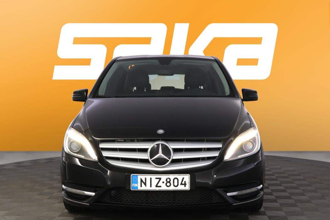 MERCEDES-BENZ B 2012
