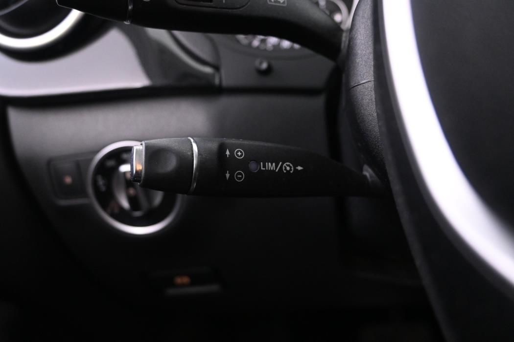MERCEDES-BENZ B 2012