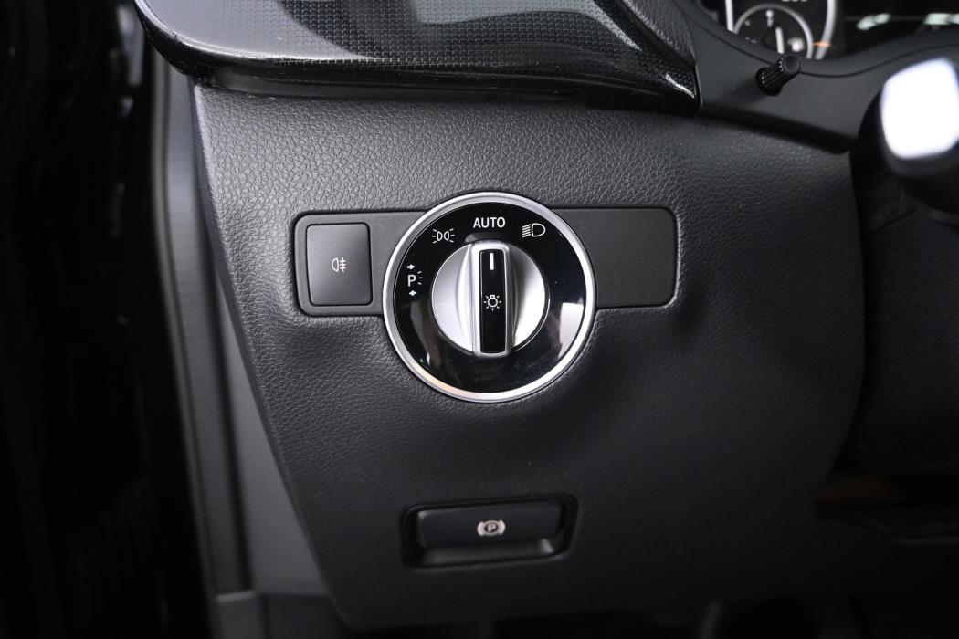 MERCEDES-BENZ B 2012