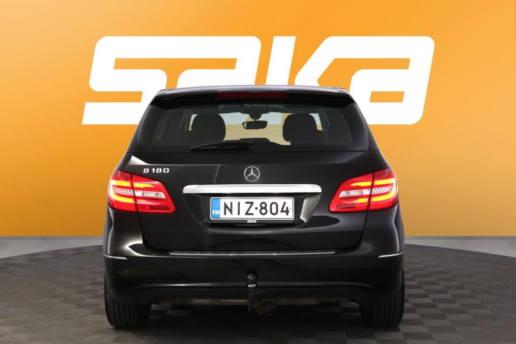 MERCEDES-BENZ B 2012