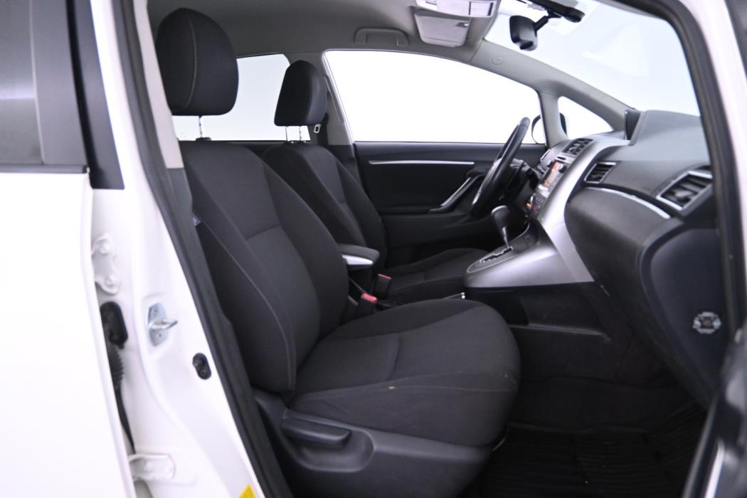 TOYOTA Verso 2014
