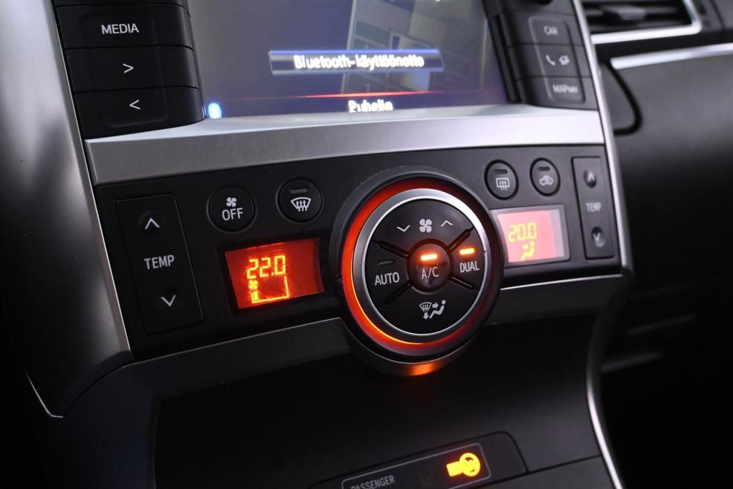 TOYOTA Verso 2014