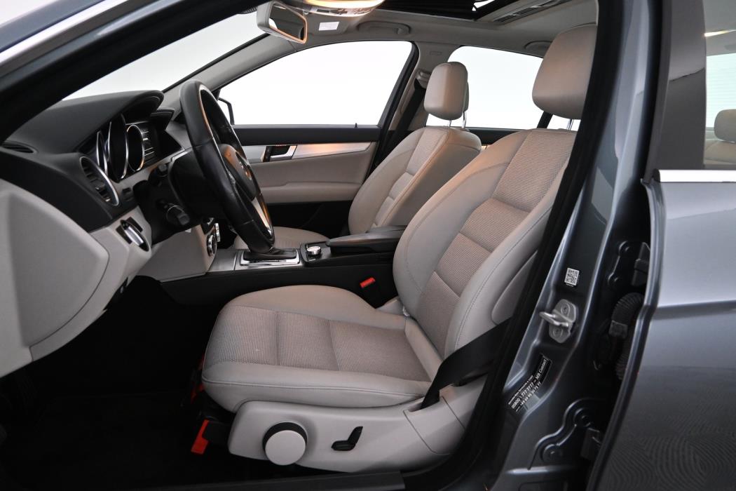 MERCEDES-BENZ C 2012