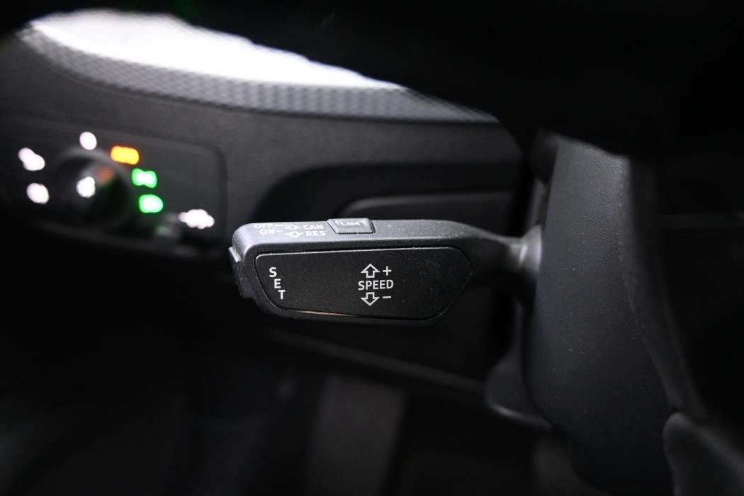 AUDI Q2 2018