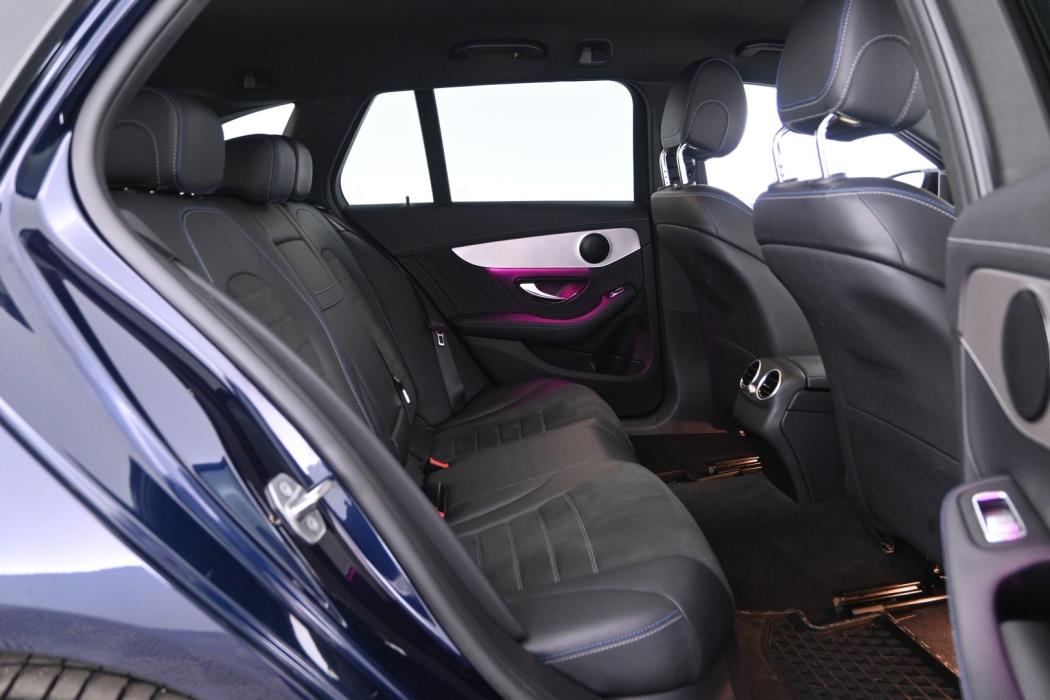 MERCEDES-BENZ C 2021