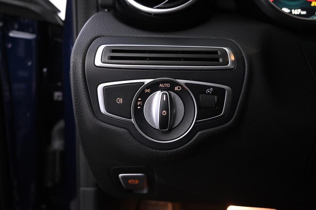 MERCEDES-BENZ C 2021