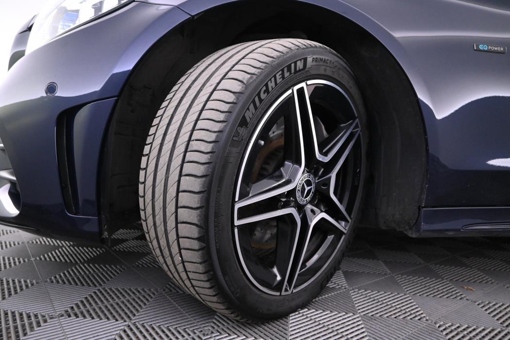 MERCEDES-BENZ C 2021