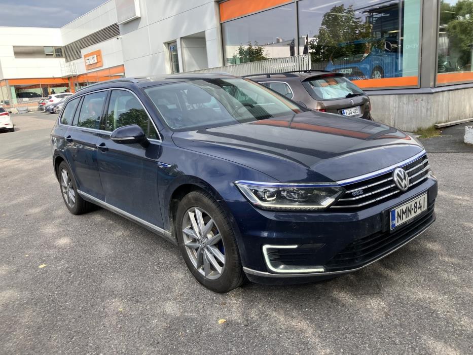 VOLKSWAGEN Passat 2017