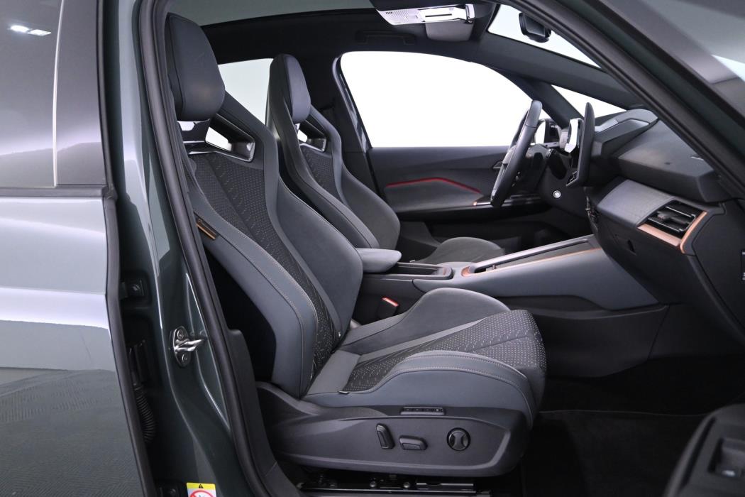 CUPRA Born 2025