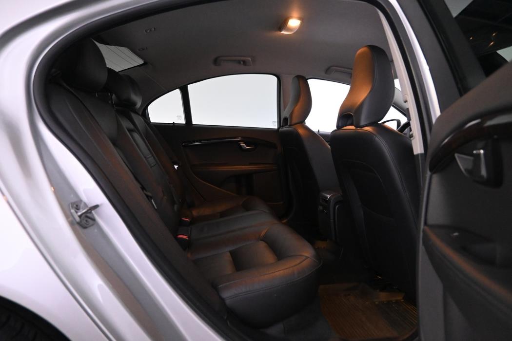 VOLVO S80 2015
