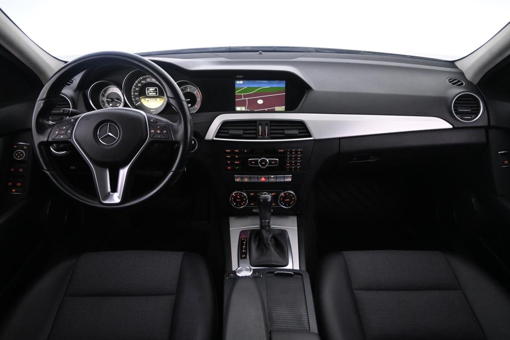 MERCEDES-BENZ C 2012
