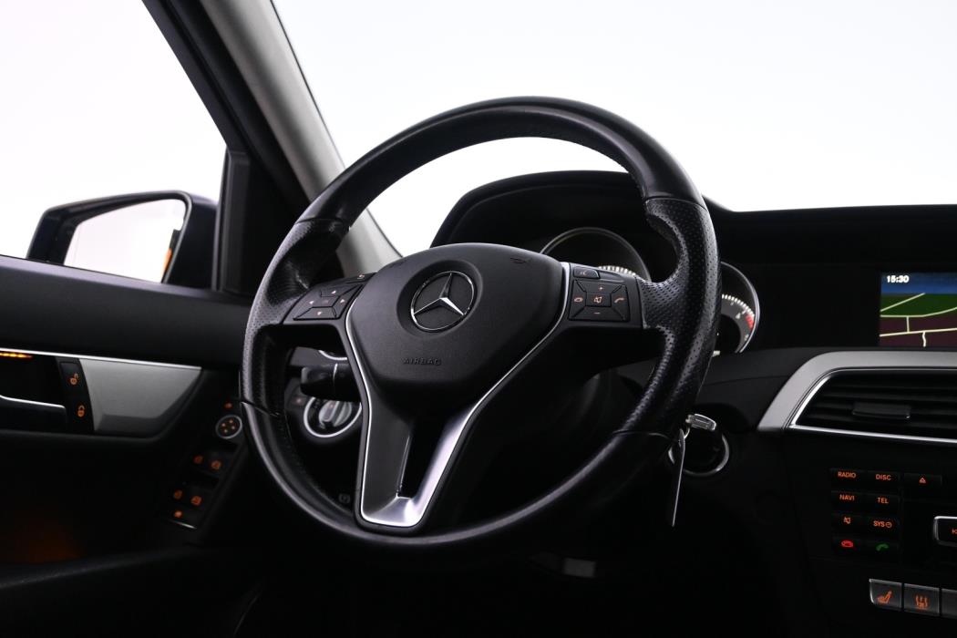 MERCEDES-BENZ C 2012