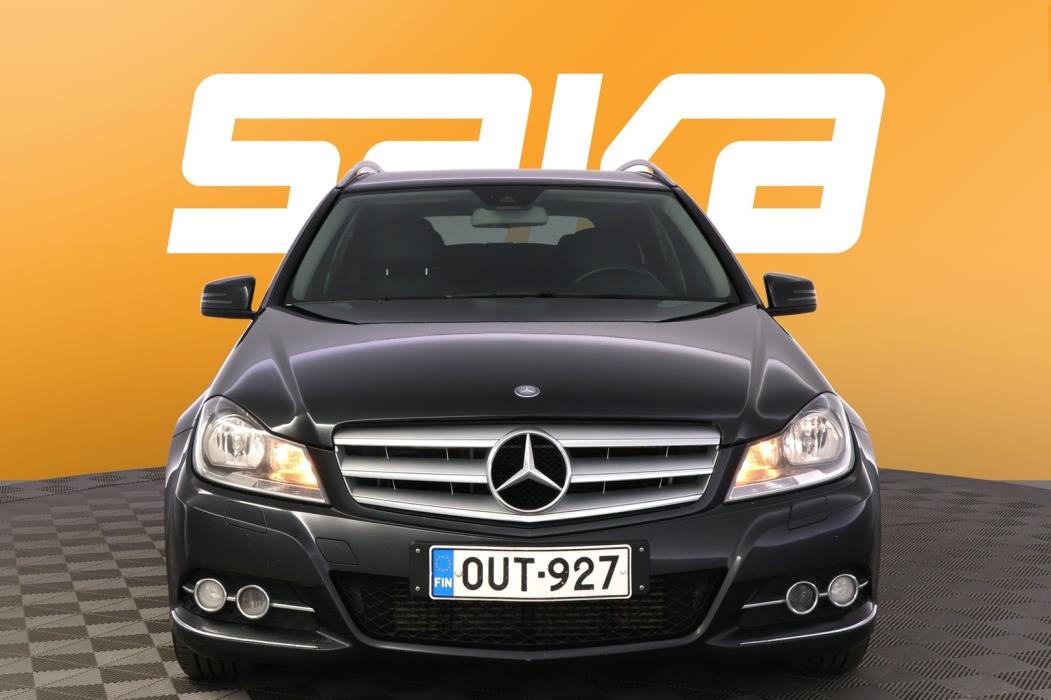 MERCEDES-BENZ C 2012