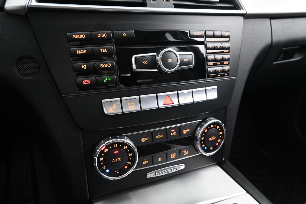 MERCEDES-BENZ C 2012