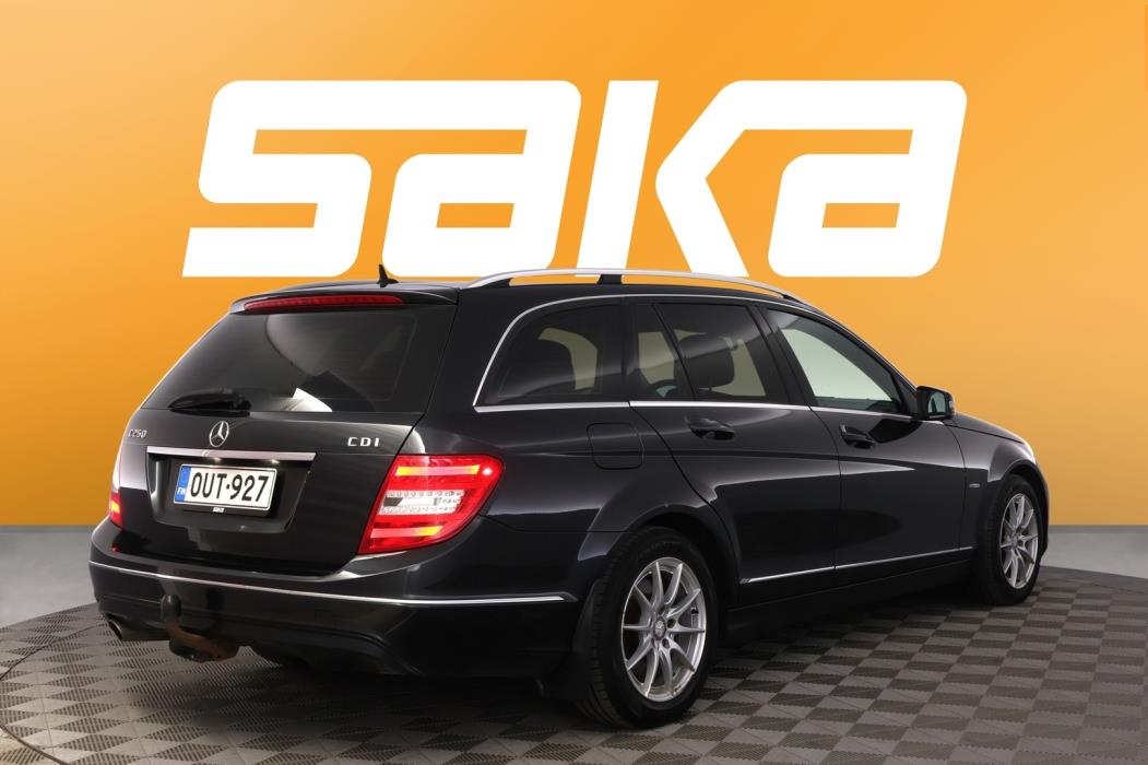 MERCEDES-BENZ C 2012